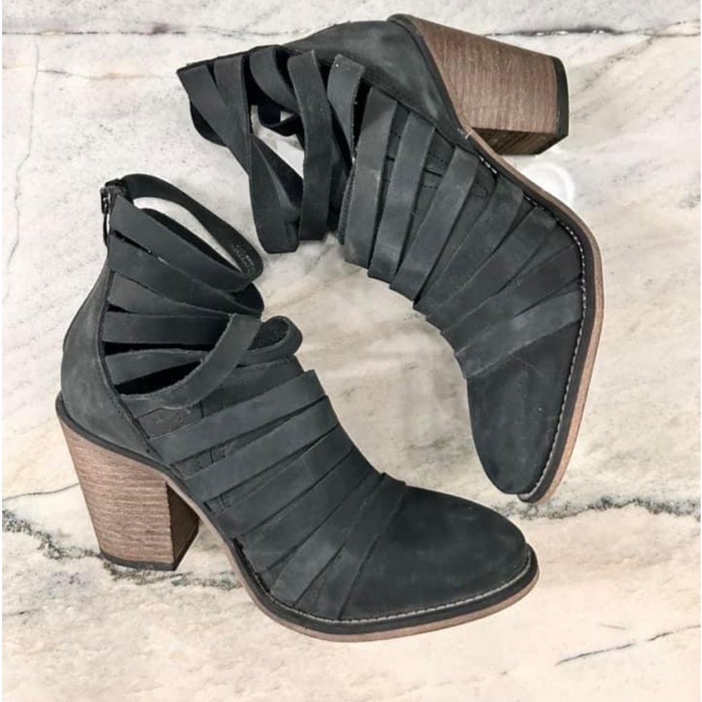FREE PEOPLE Hybrid Strappy Leather Bootie - Size 38